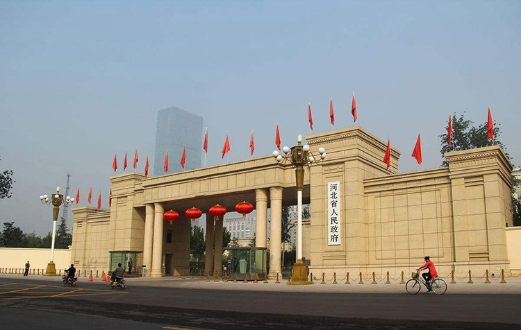 河北大學中小學校（xiào）園（yuán）單位LED護眼（yǎn）教室燈/LED黑板燈/節能燈改造案例
